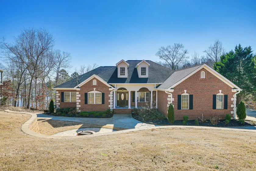 Lake Hartwell Getaway w/ Private Dock + Fire Pit! - Image 1