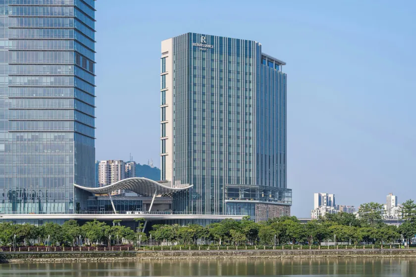 Renaissance Zhuhai Hotel - Image 1