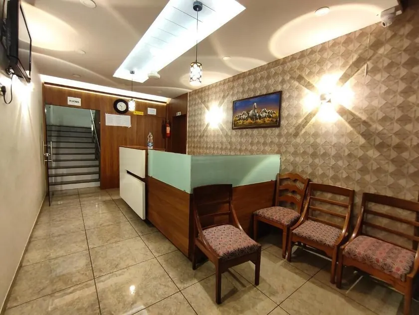 Hotel Pragati - Lobby