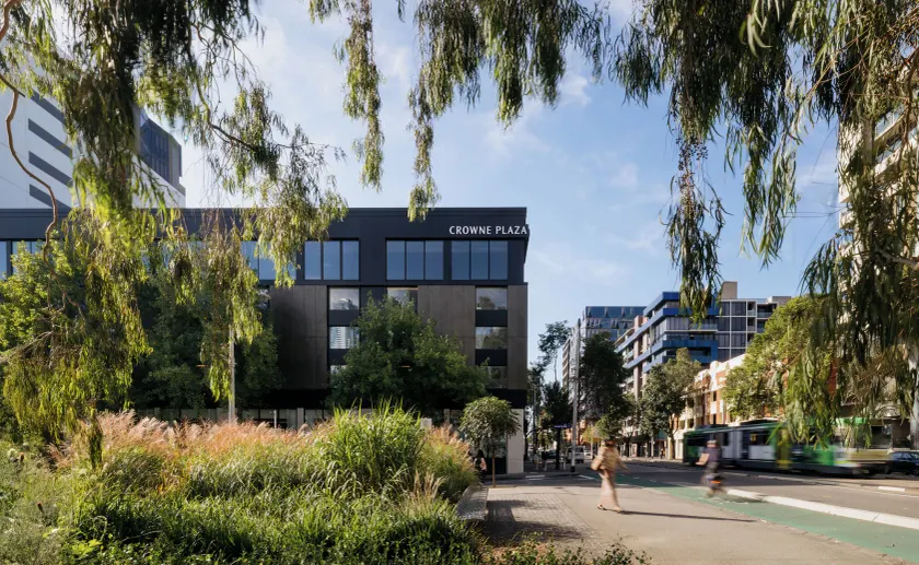 Crowne Plaza Melbourne Carlton by IHG - Image 1