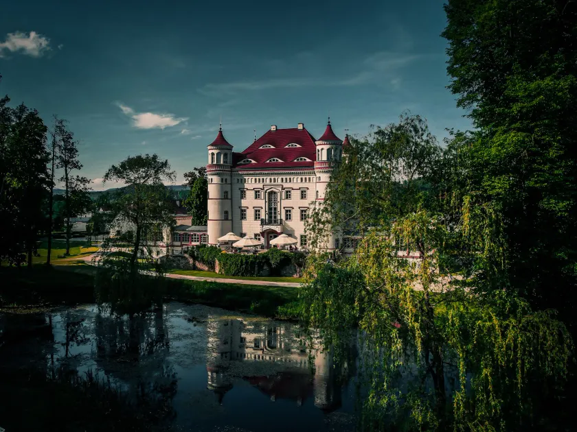 Pałac Wojanów - Image 1