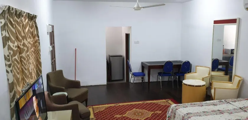 MRI Residence - Homestay in Sg Buloh with Swimming Pool - No Pork&Alcohol Allowed - Zimmer