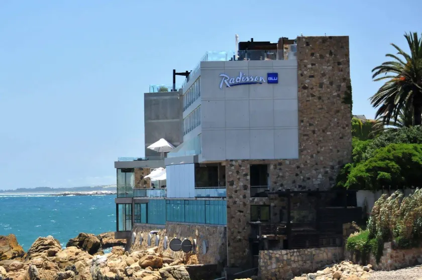 Radisson Blu Acqua Hotel & Spa Concon - Image 1