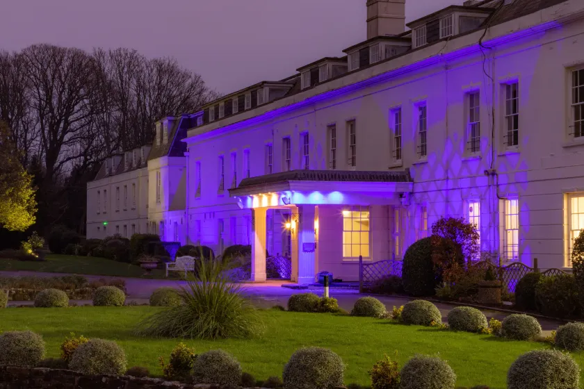 Avisford Park Hotel - Image 1