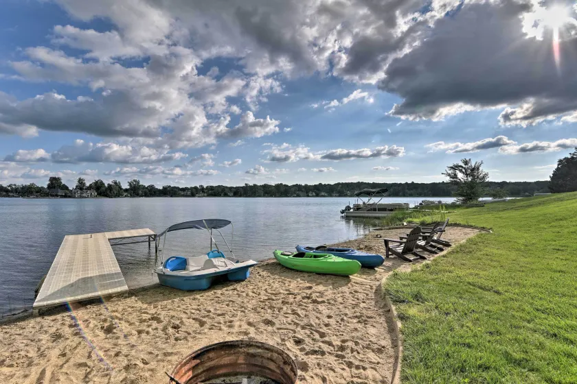 Linden Lakefront Hideaway w/ Dock & Private Beach! - Image 1