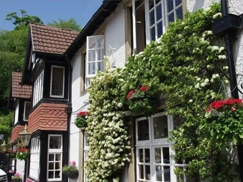 Scotsman's Pack Hotel - Image 1