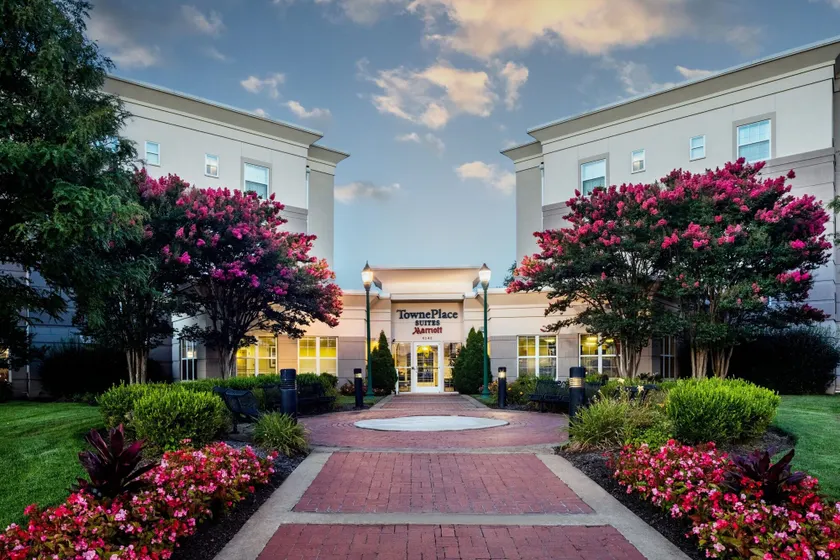 TownePlace Suites by Marriott Springfield - Image 1