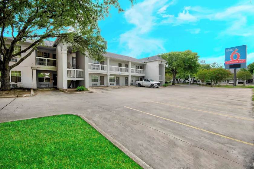 Studio 6-San Antonio, TX - Medical Center - Image 1