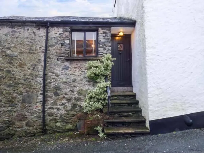 High House - Image 1