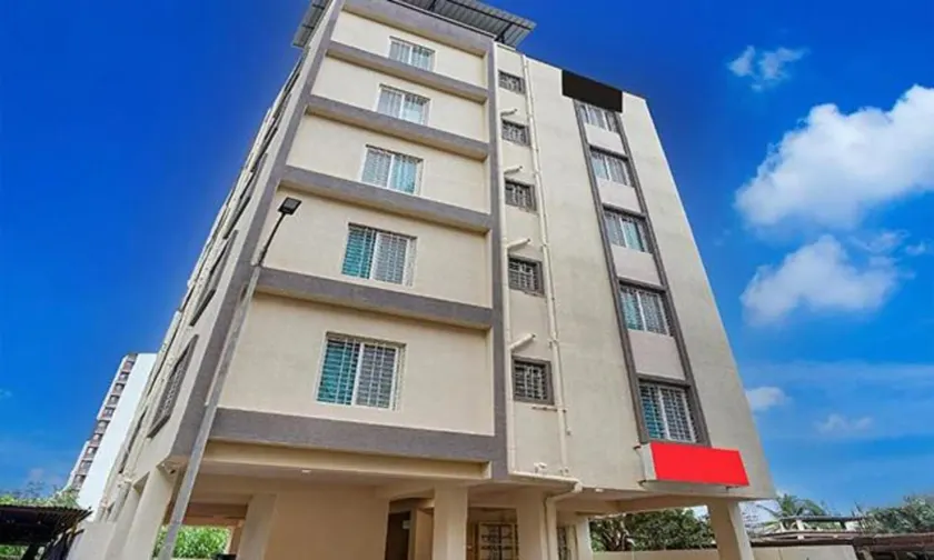 Fabhotel Seven Elite - Image 1