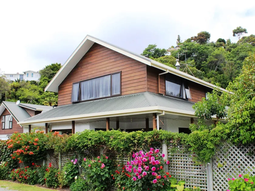 Annick House Bed and Breakfast - Image 1