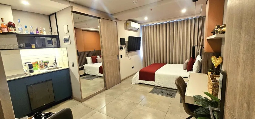 LINVING 35 8TH FLOOR VIP - Image 1