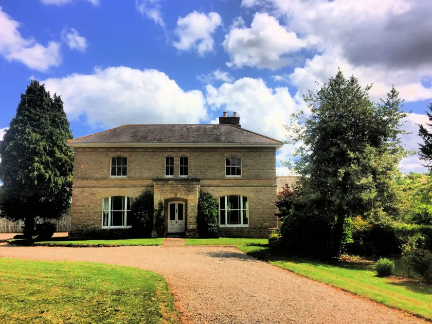 Walltree House - Image 1