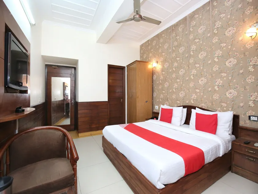 Hotel City Paradise - Image 1