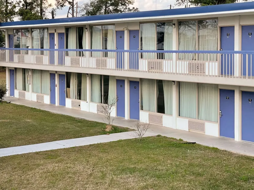Motel 6 Marianna, FL - Image 1