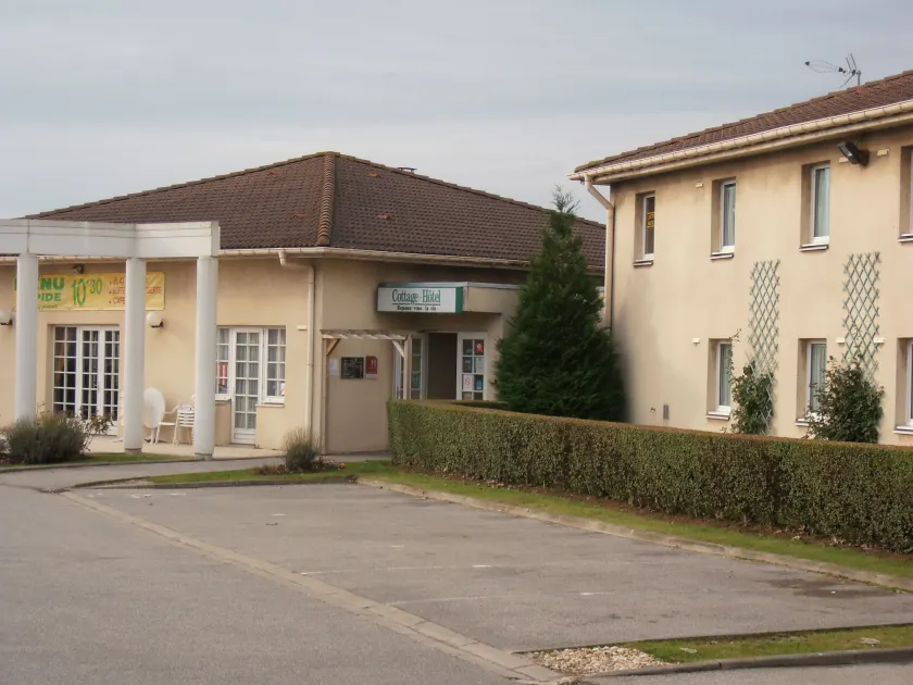 Hôtel Cottage, Calais - Image 1