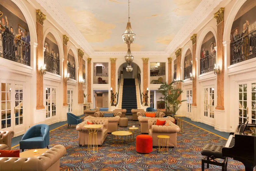 Hôtel & SPA Oceania L'Univers Tours - Image 1
