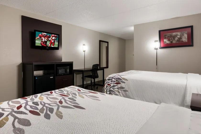 Red Roof Inn Hartford- New Britain - Image 1