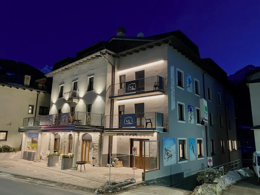 Hotel Sciatori 3 Stelle Superior - Image 1