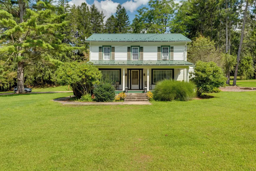 The Big House at Elk Creek Escape - Image 1
