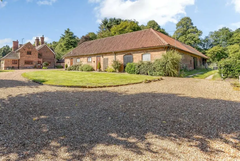 Holly Lodge  - Image 1