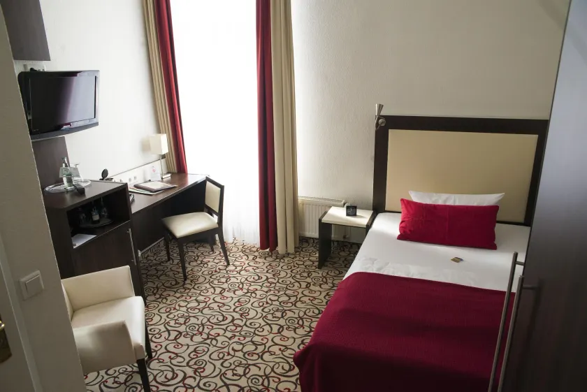 Upstalsboom Parkhotel - Image 1