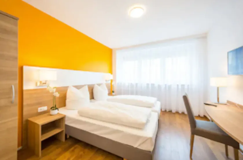 Hotel S16 - Image 1