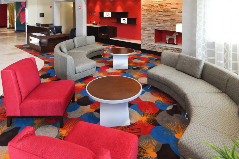 Fairfield Inn and Suites by Marriott North Spring - Image 1