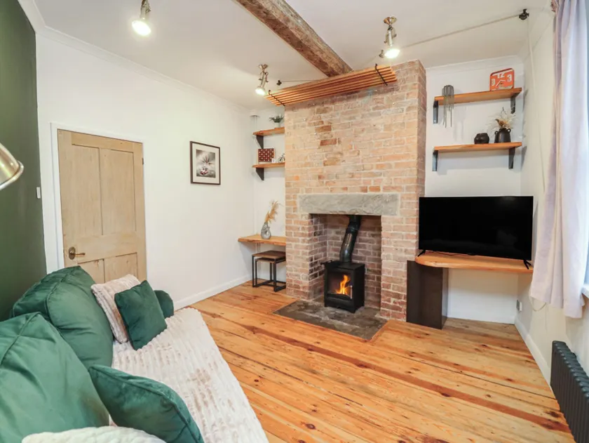 1 Nottingham Road - Image 1