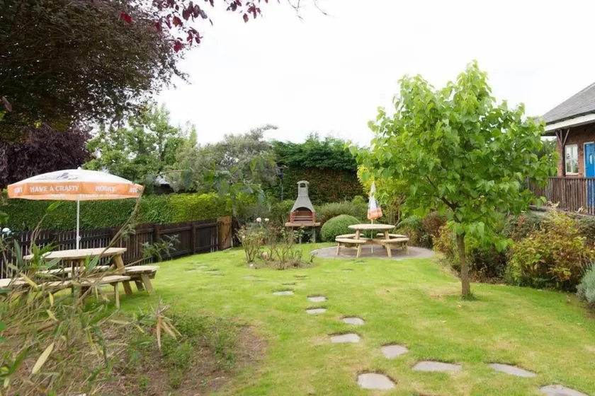 The Hanmer Arms - Image 1