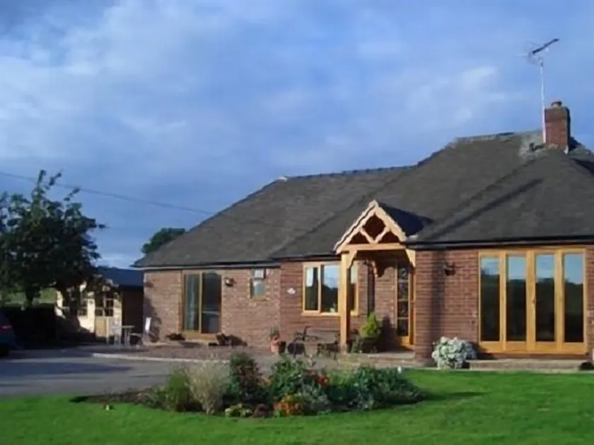 Quixhill - Denstone - Dove Meadow B & B - Image 1