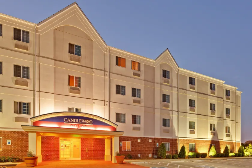Candlewood Suites Clarksville by IHG - Image 1