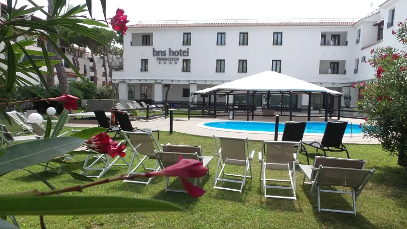 BNS Hotel Francisco - Image 1