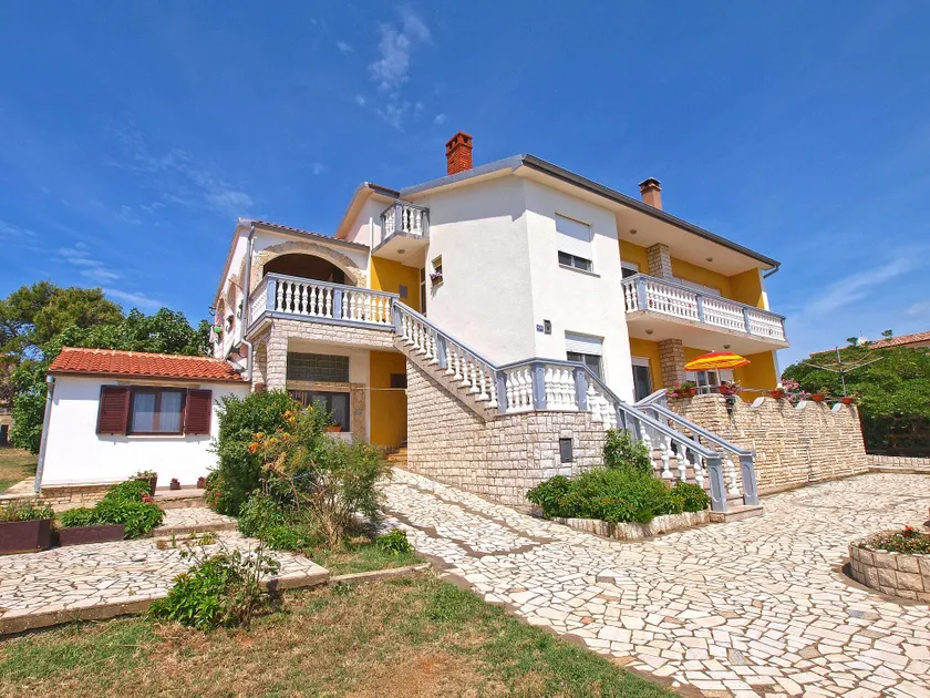 Apartments Vladislava 906 - Image 1