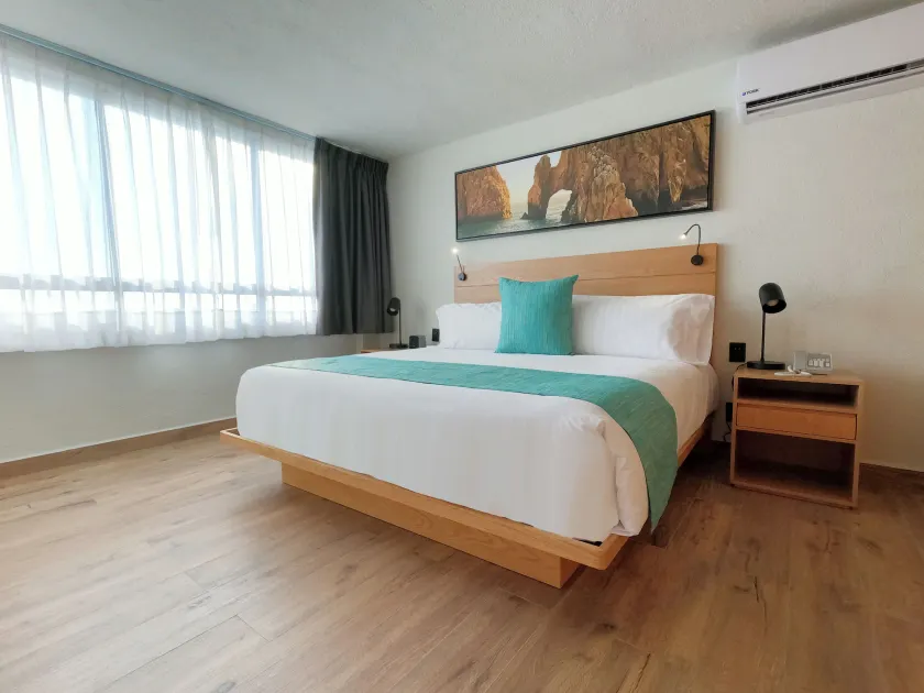 Sunrock Hotel & Suites - Image 1