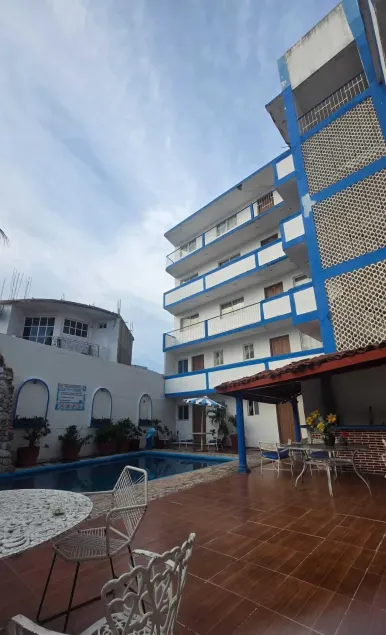 LUUM hotel acapulco - Image 1