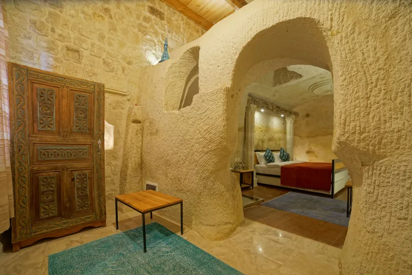 Taru Cave Suites - Image 1