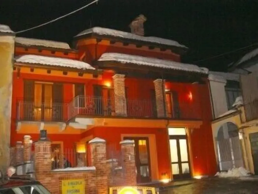 B&B l'Angolo di Rosina con ristorante - Image 1