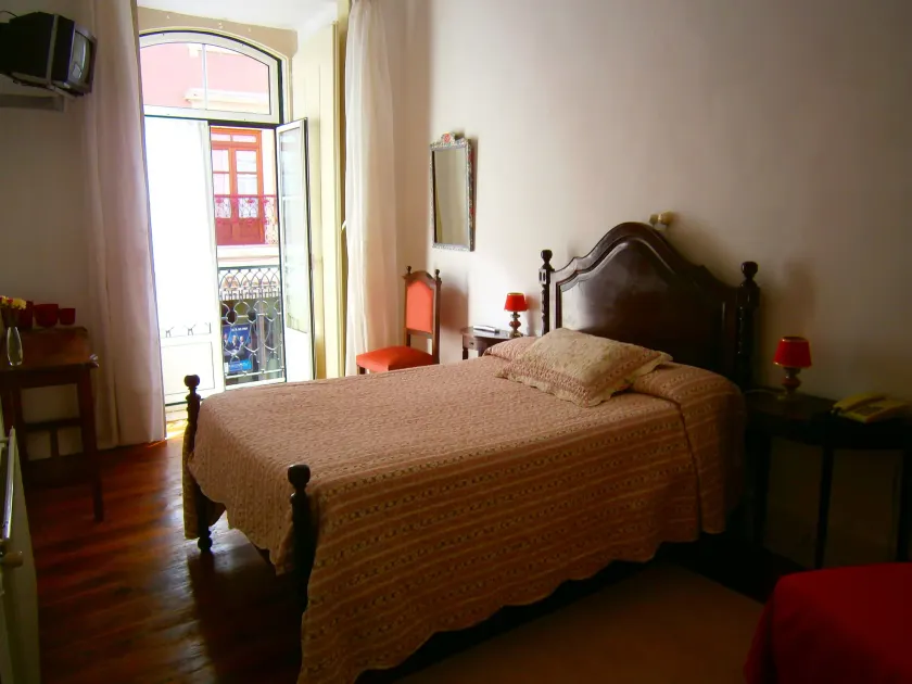 União - Guest House - Image 1