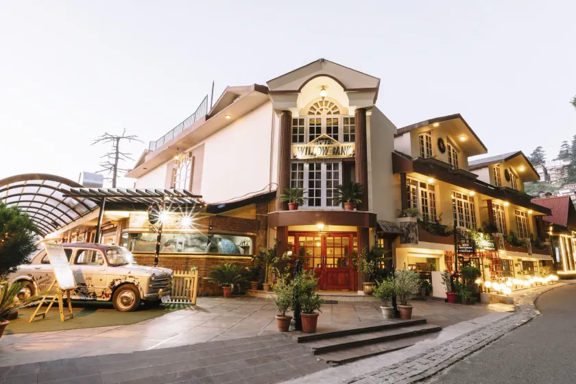 Hotel Willow Banks, Mall Road Shimla - Image 1
