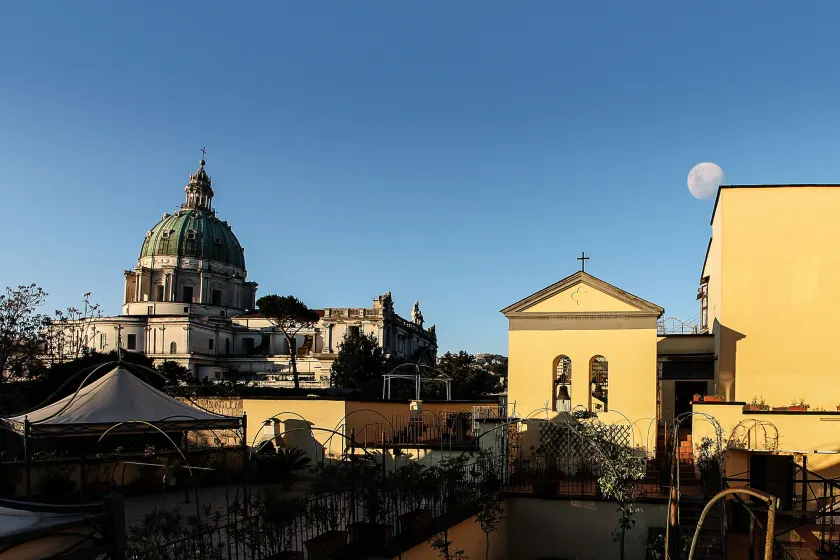 Grand Hotel Capodimonte - Image 1
