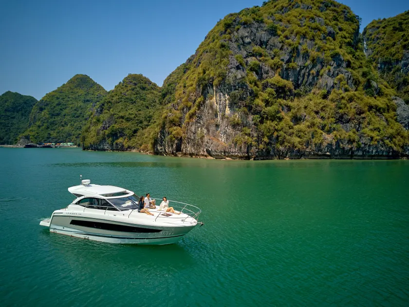 Vietyacht Marina Club - Halong Bay Cruise - Image 1