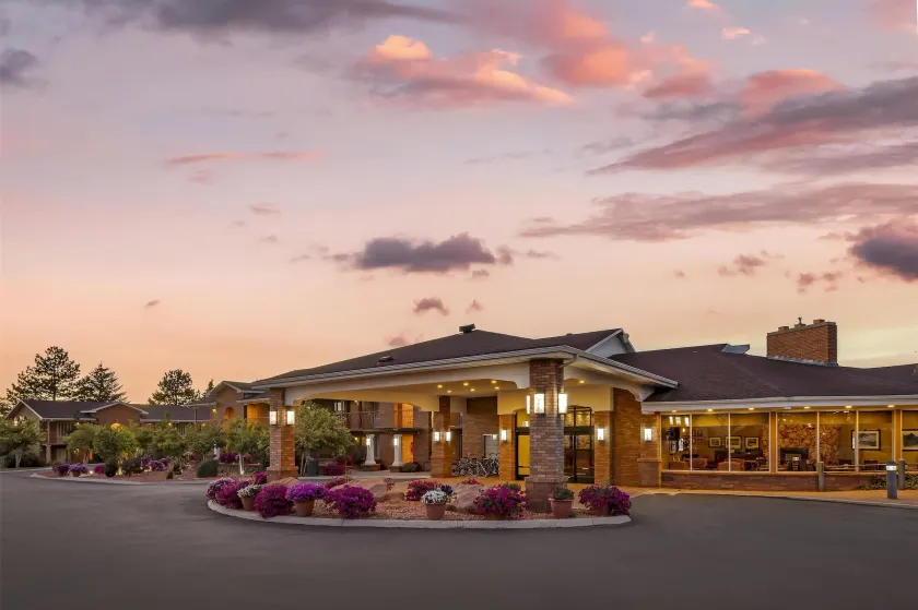 Best Western Plus Cedar City - Image 1
