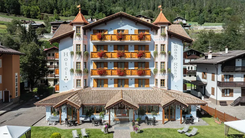 HOTEL SASSO ROSSO - Image 1