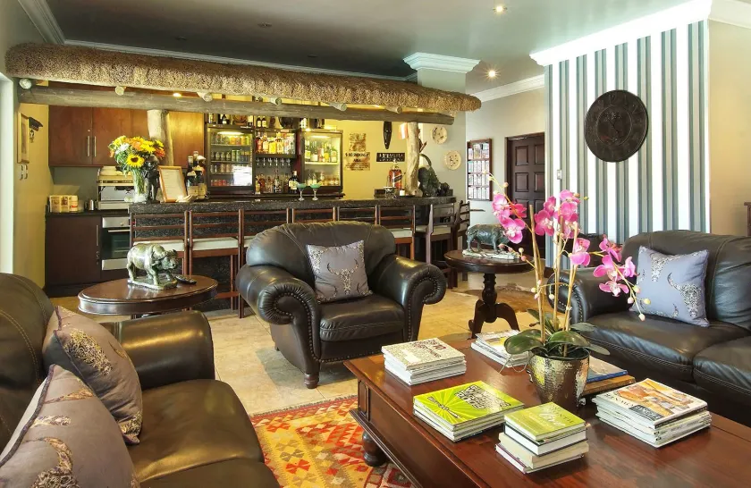 uShaka Manor Guest House - Image 1