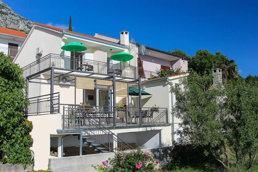 Apartments Villa Alex - Image 1