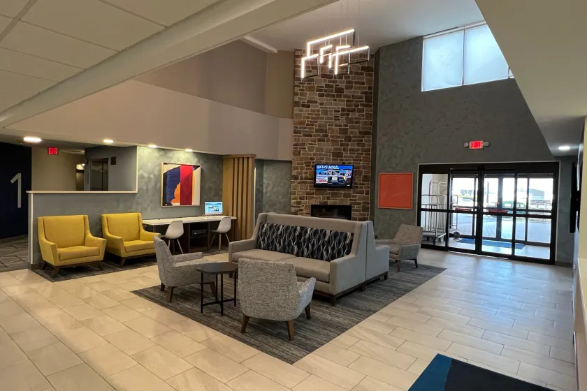 Holiday Inn Express Harrisburg I-81 - Hershey By IHG - Eingangsbereich