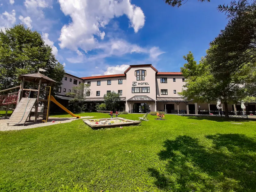 JUFA Hotel Maria Lankowitz am See - Image 1