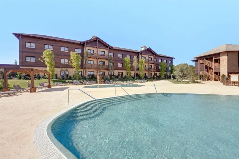 PortAventura Hotel Colorado Creek - Includes unlimited access to PortAventura Park & 1 access to Ferrari Land - Image 1