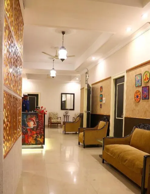 Crossroads - Lobby